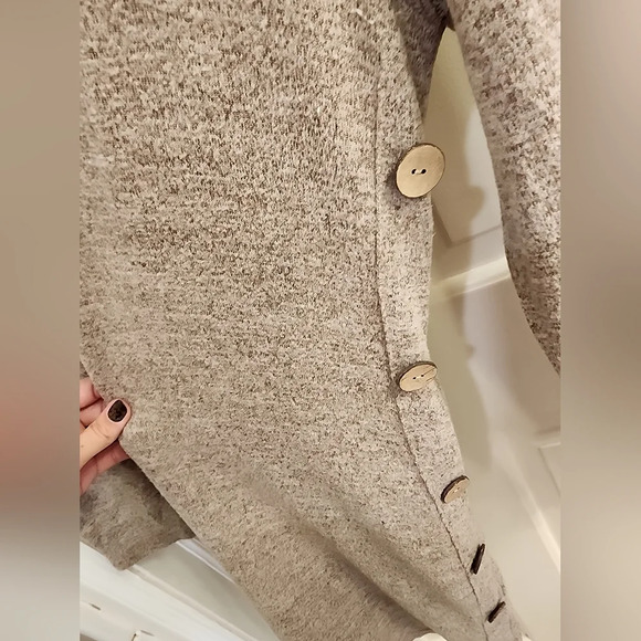 Gray lightweight sweater dress size lg - Picture 3 of 3